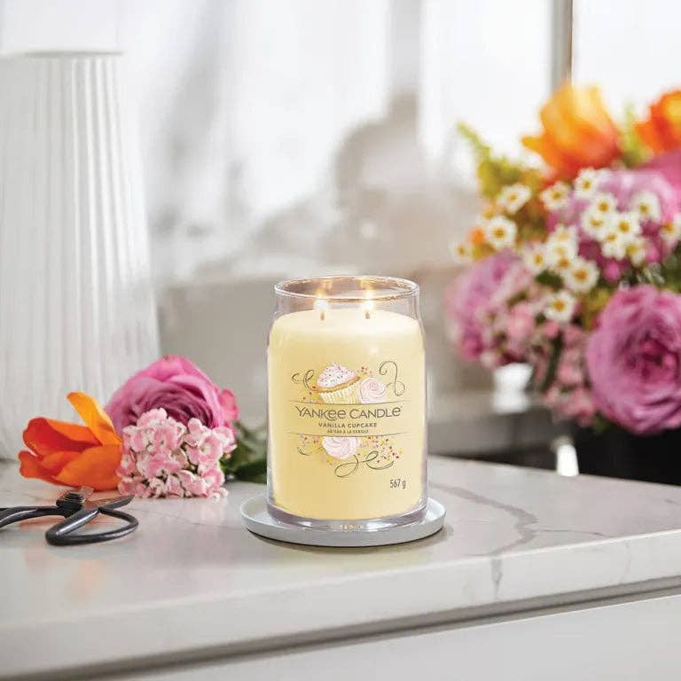Seifen-Shop - Wholesale Jar/Filled Candle - Yankee Candle Vanilla Cupcake Signature - Large Jar2