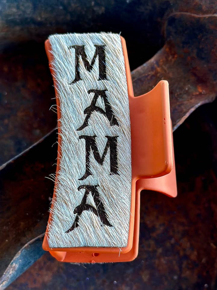 Pinzas de piel de vacuno Mama/Bullskull para venta al por mayor de Twisted Iron Wholesale