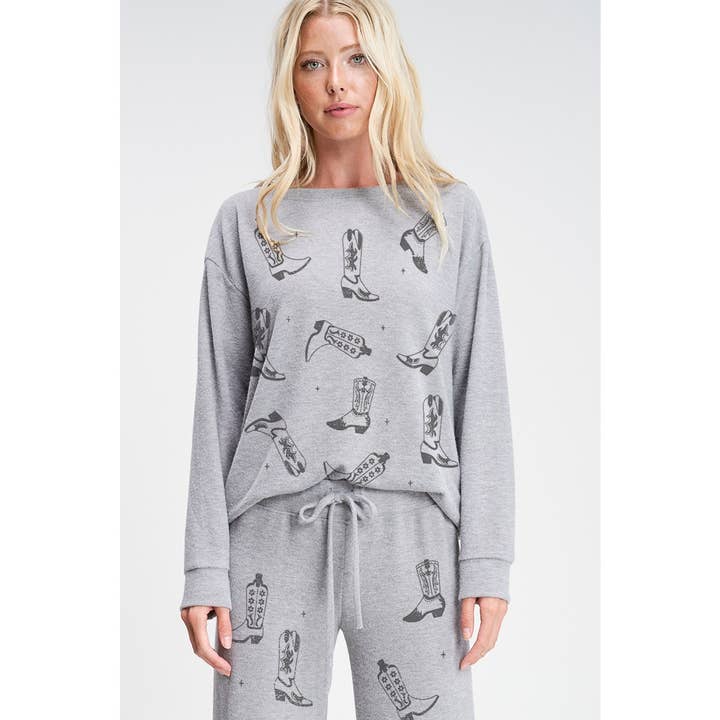Phil Love - Wholesale Lounge Set - Women's - Boots all over soft lounge wear set