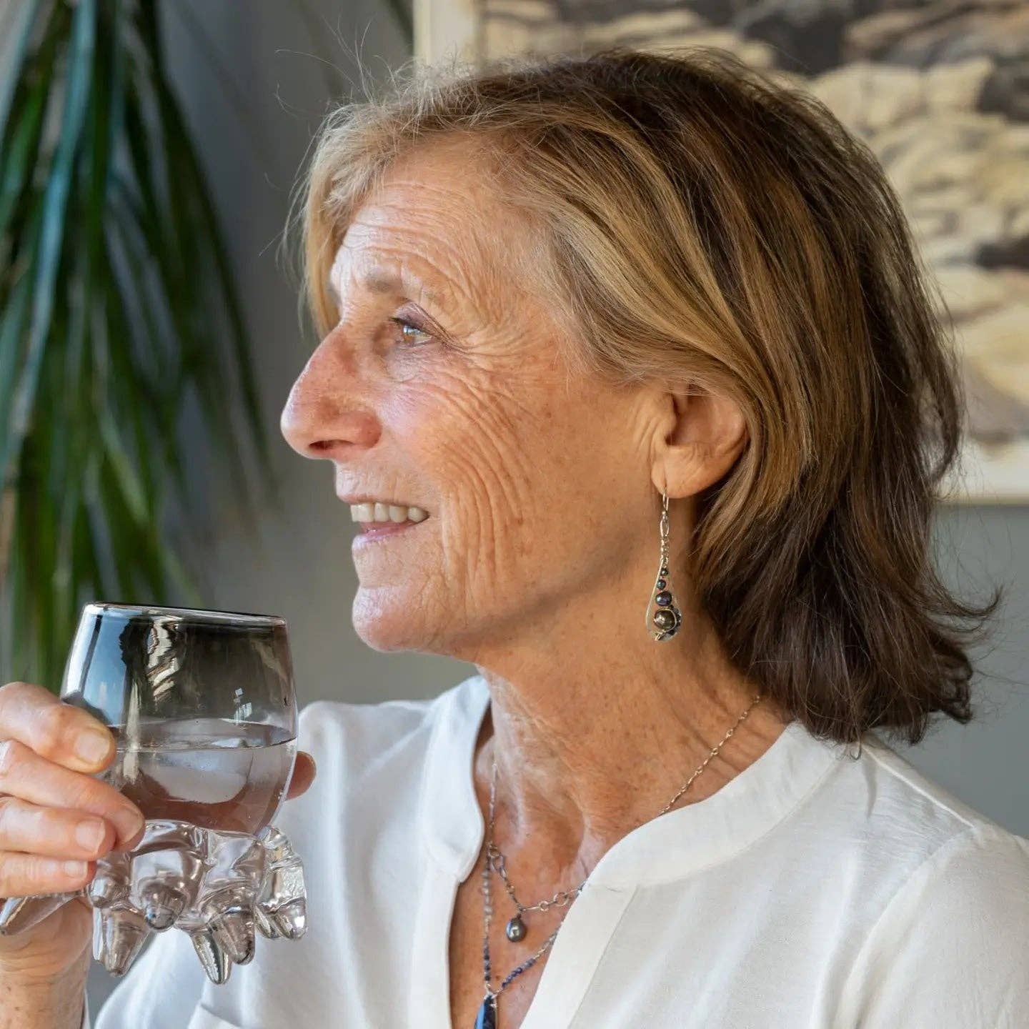 Art by any Means Jewelry - Wholesale Dangle Earrings - Dripping Pearl Earrings E836047