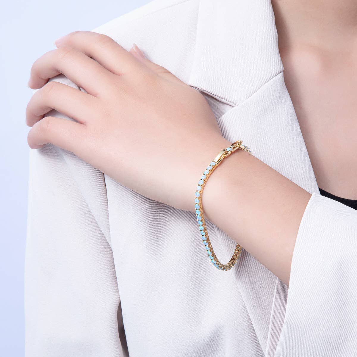 Aim Eternal – Pulseira de ténis por atacado – Pulseira Ajustável com Corrente de Ténis em Ouro 18K Revestido com Opalina Azul de 4,5mm | WA-39663