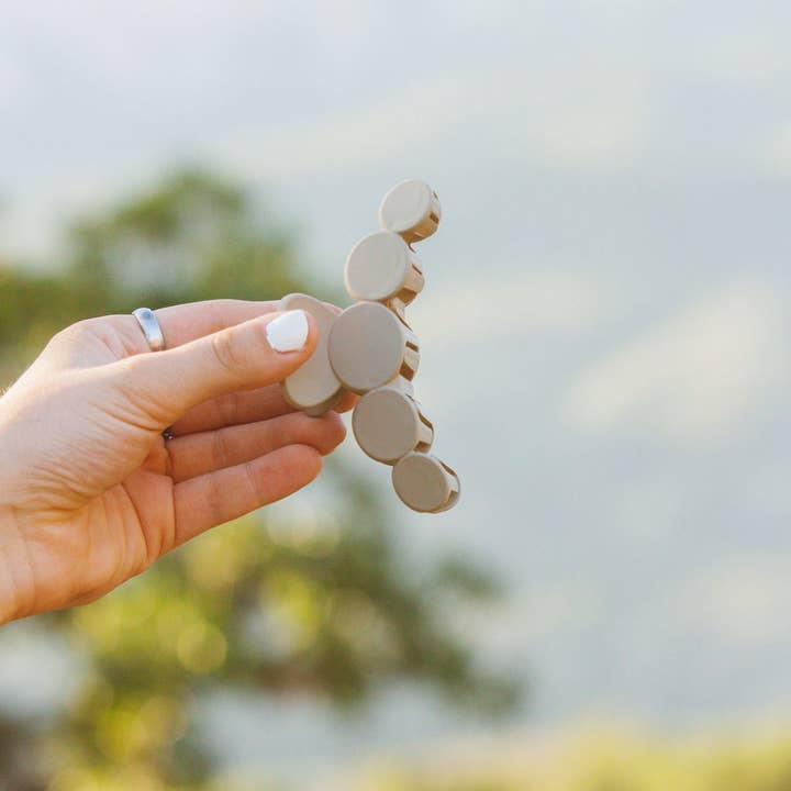 Shop Andi - Wholesale Hair Clip - Women's - Circles Claw Clip26