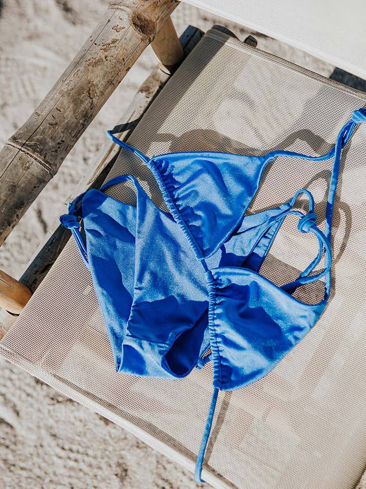 FAV BLAUWE GLANZENDE BIKINISET voor wholesale door MARATUSSO