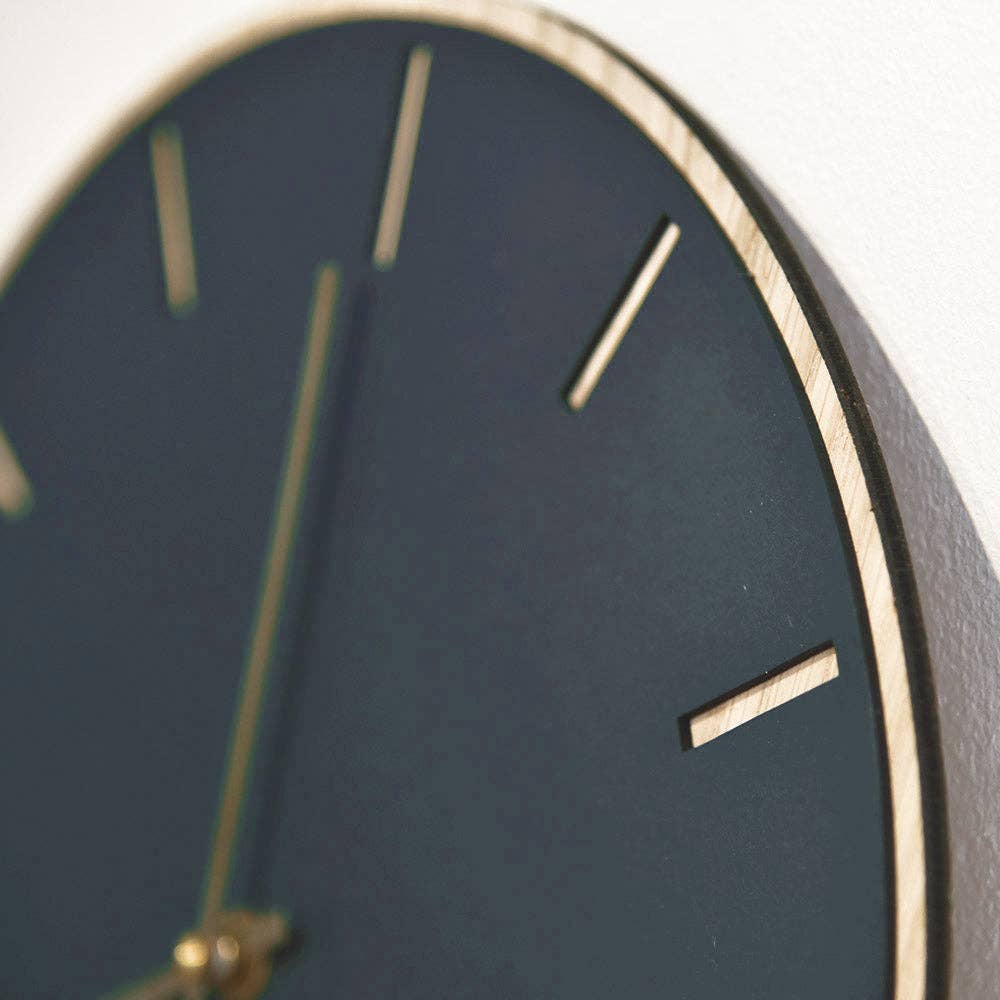 Hemverk – wholesale Wall clock – Smokey Blue Oak Wall Clock — Ø28/Ø38 cm4