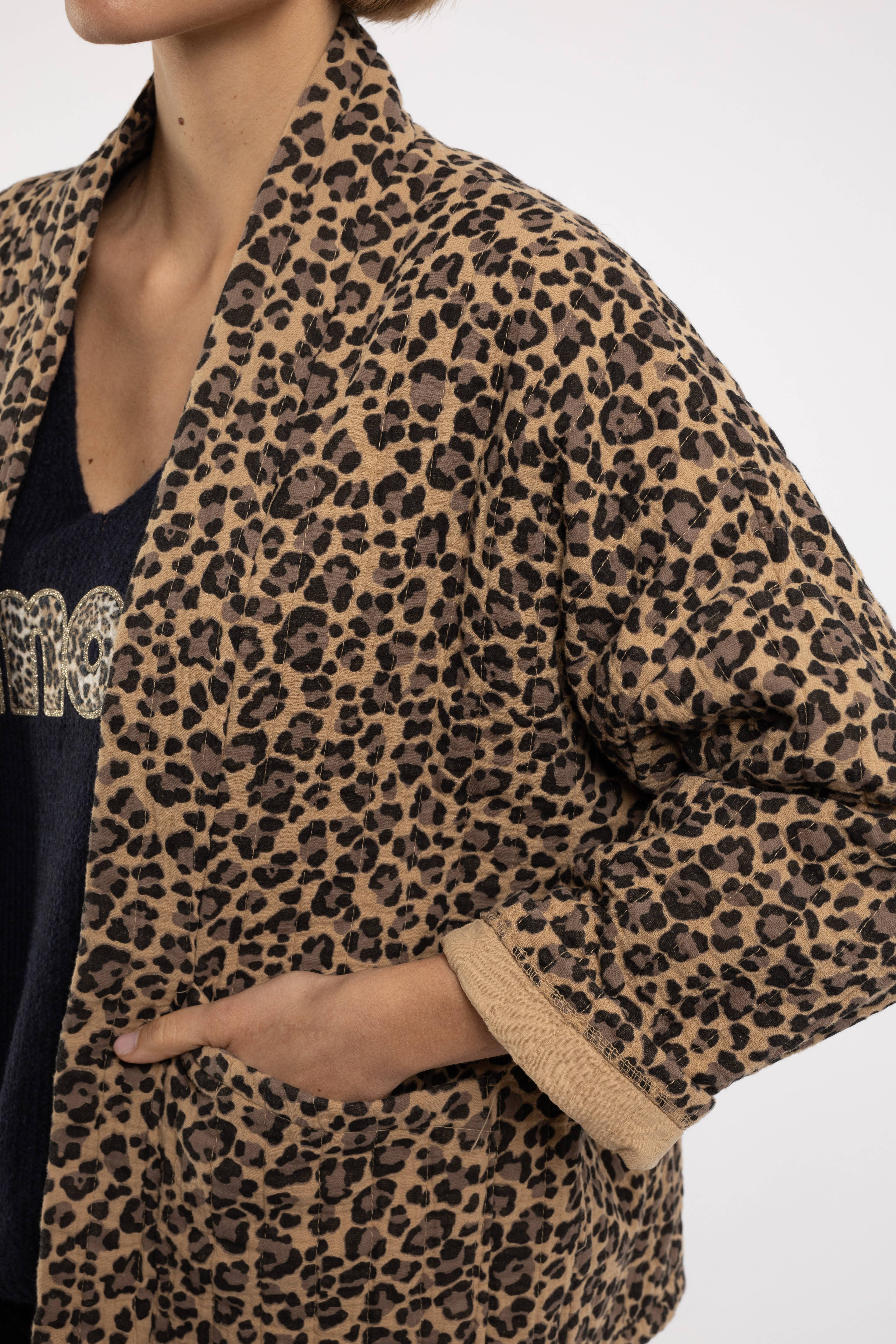 Mimi & Gogo - Vendita all'ingrosso Giacca - Donna - Giacca Trapuntata in Mussola di Cotone con Leopardo @5343_VeLeoMatela4