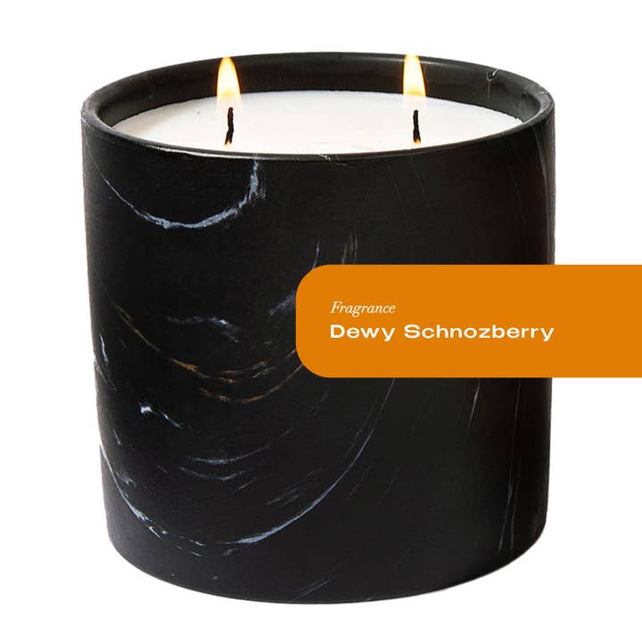 Bougie Dewy Schnozberry Black Marquina 17 oz pour la vente par Plant Based Candles