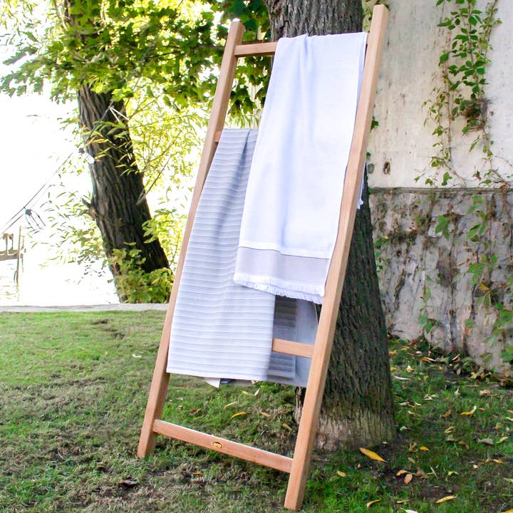 ARB Teak & Specialties - Wholesale Towel Holder/Hanger - Teak Towel Ladder 47" (120 cm) with 4 Bars