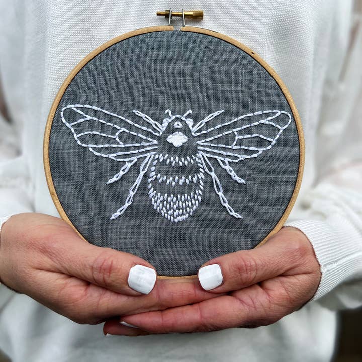 I Heart Stitch Art - Vente Accessoire de broderie/point de croix - Kit de broderie abeille6