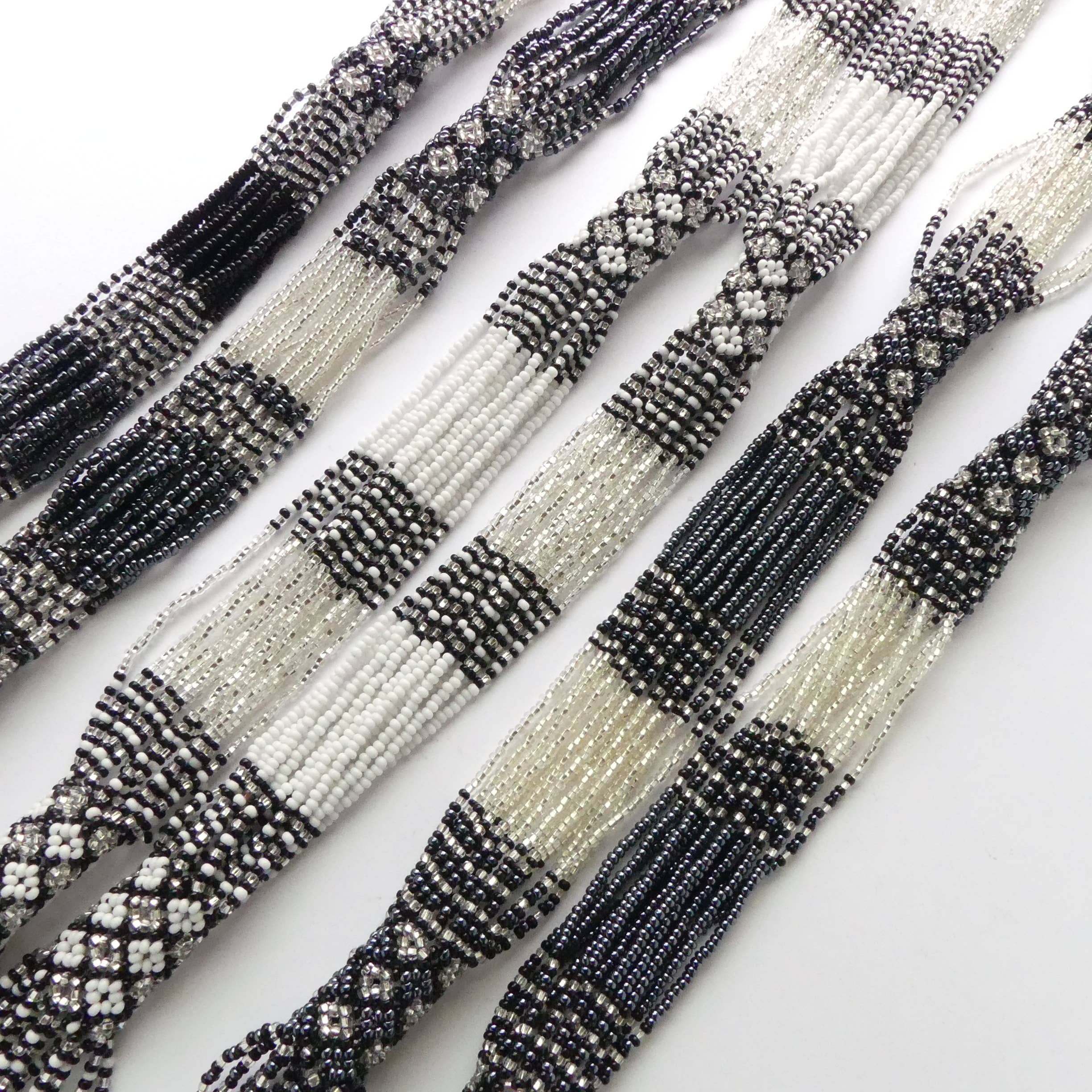 DIAMANTI DESIGNS - Wholesale Beaded/Pearl Necklace - Zulu Necklace8