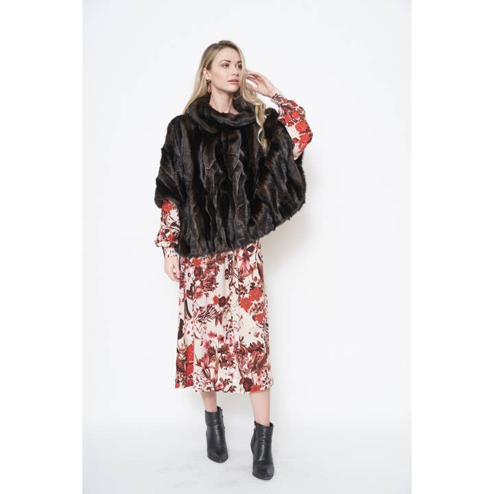 Vintage poncho voor wholesale door Furious Fur