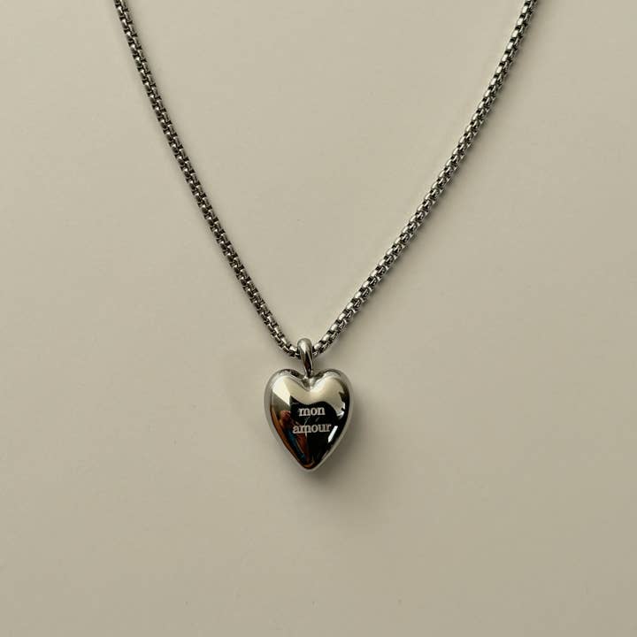 Mon Amour Halskette - Silber für den Großhandel von Namaste Jewelry