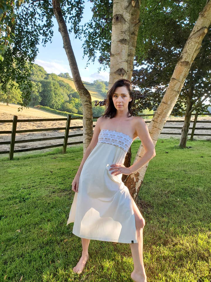 Kjol med örntryck för wholesale av sundaricreations