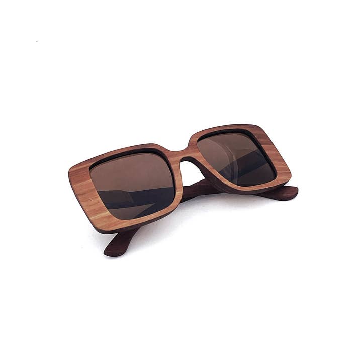 Mimi teak for wholesale by Ana A