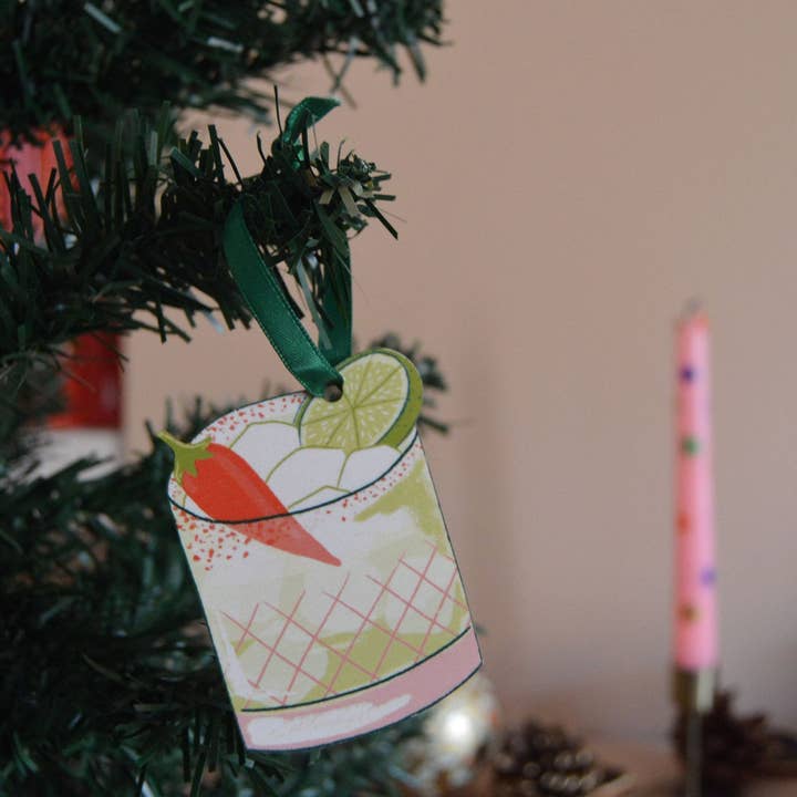 Laura Barnes Wholesale Ltd – wholesale Ornament – Spicy Margarita Cocktail Decoration3