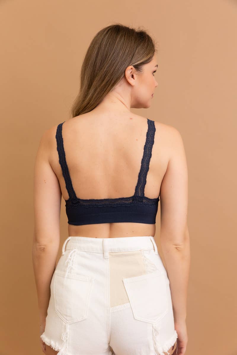 Leto Accessories - Vendita all'ingrosso Bralette - Donna - Bralette imbottita con bordo in pizzo - Spedizione Immediata5