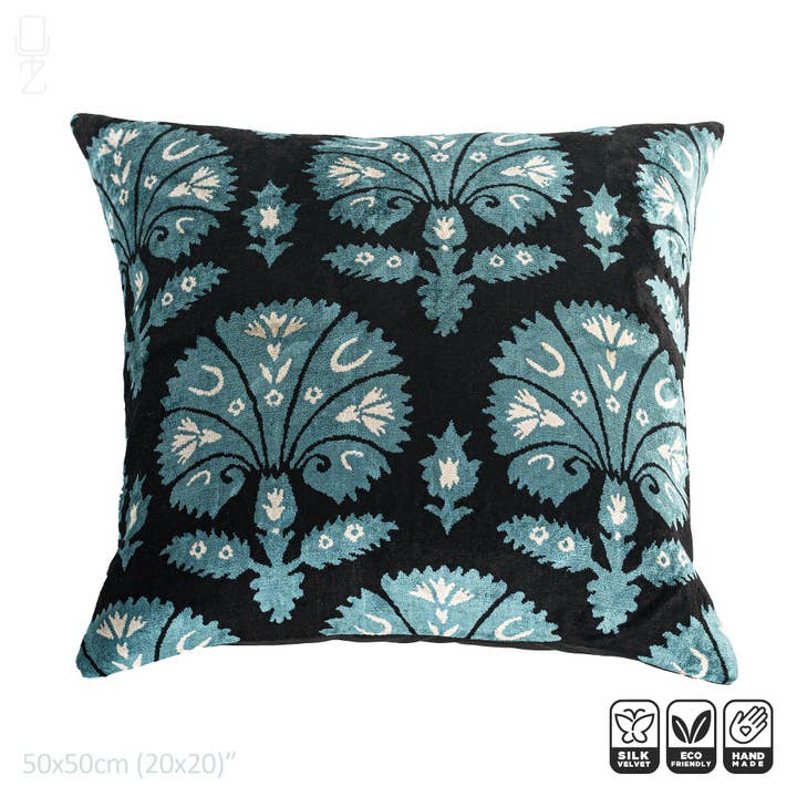 Blå & Svart Ikat Silk Velvet Dekorativa Kuddfodral för wholesale av OyzShop