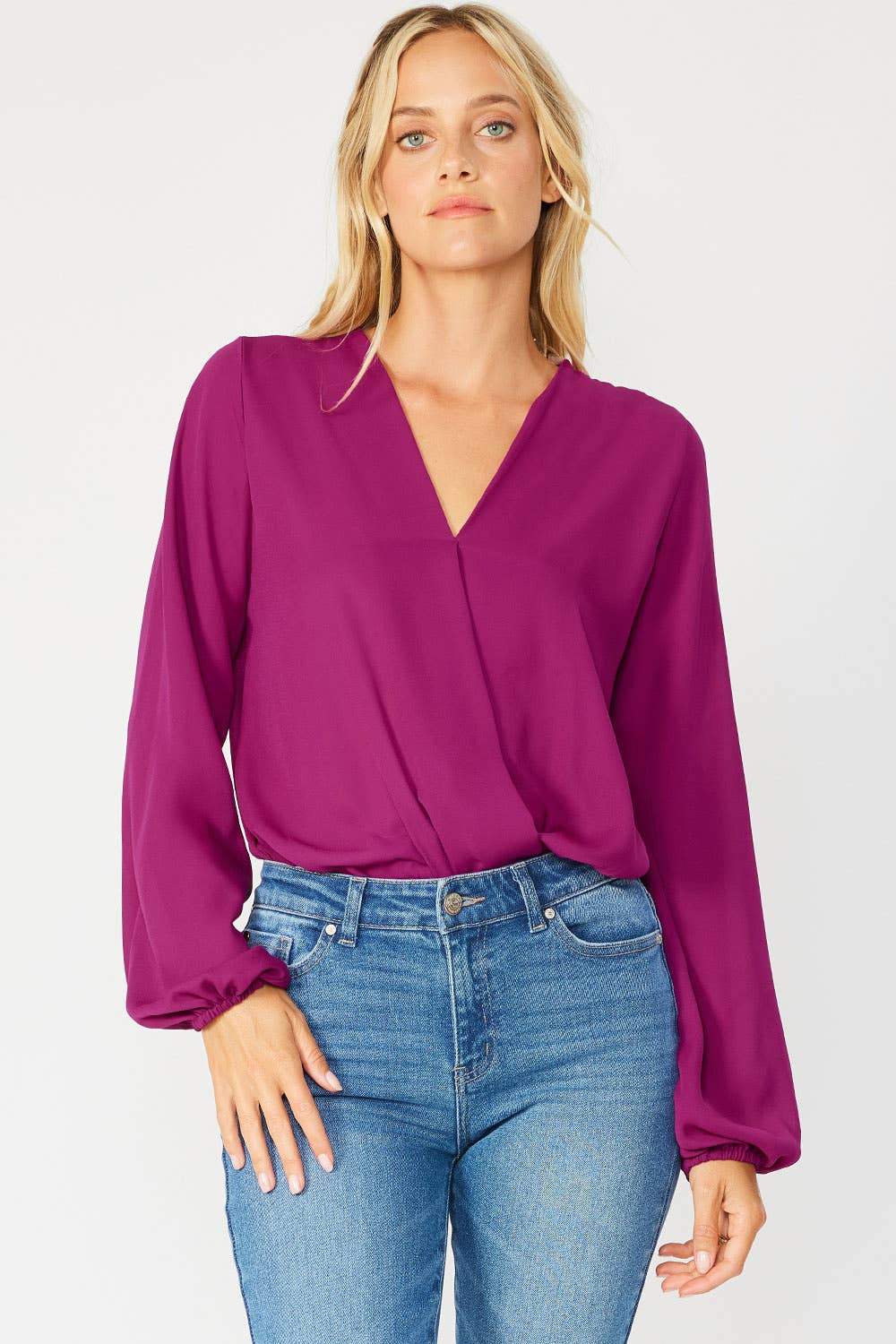 FSL Apparel - Venta al por mayor Blusa - Mujer - ST3474 - BODY TEJIDO CON CUELLO EN V Y MANGAS ABULLONADAS5