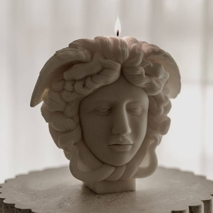 Medusa Head Candle for wholesale by La Mèche