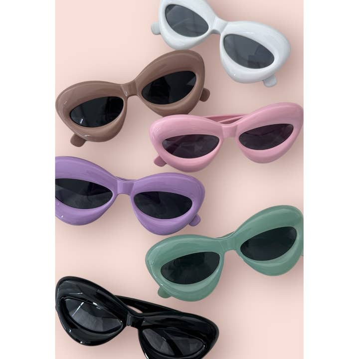 Assortiment Lunettes de soleil brillantes à monture épaisse UV 400 pour adultes - SELORI en vente sur Faire