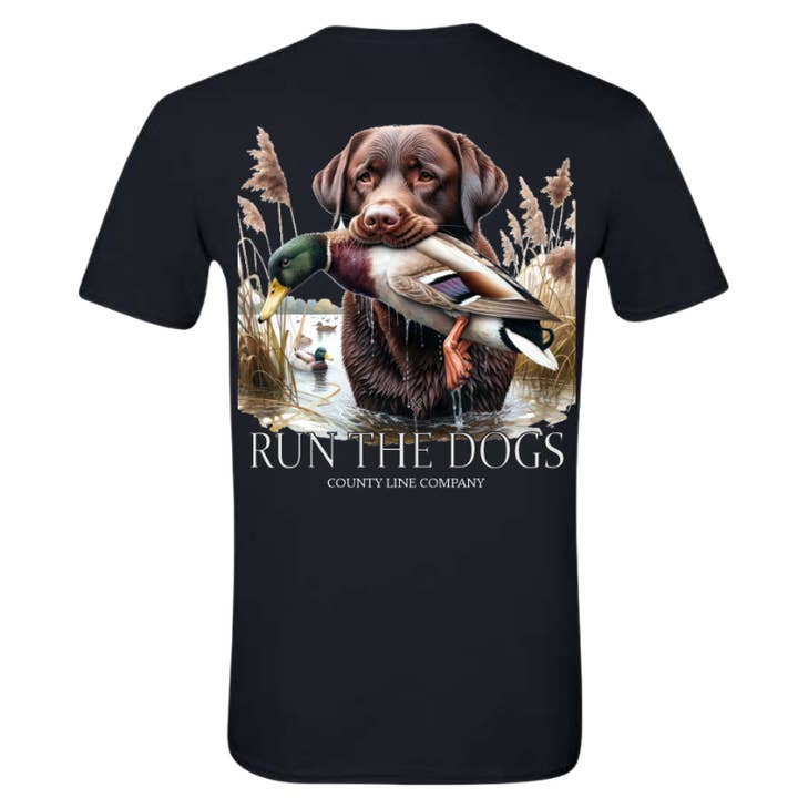 T-shirt Run The Dogs pour la vente par County Line Company