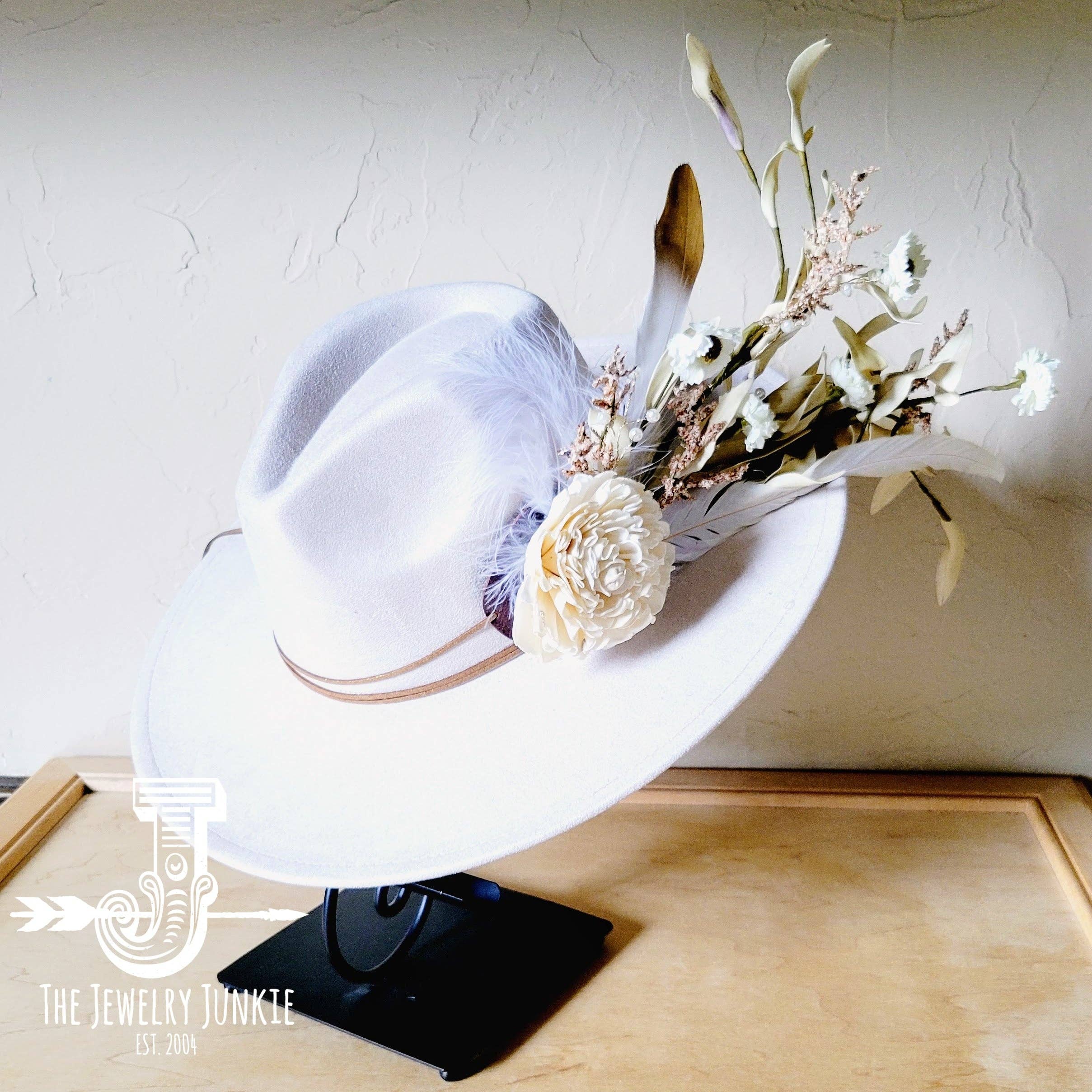 The Jewelry Junkie - Wholesale Fedora - Women's - Boho Western Wedding Floral Feather Bridal Hat in Bone 984h8