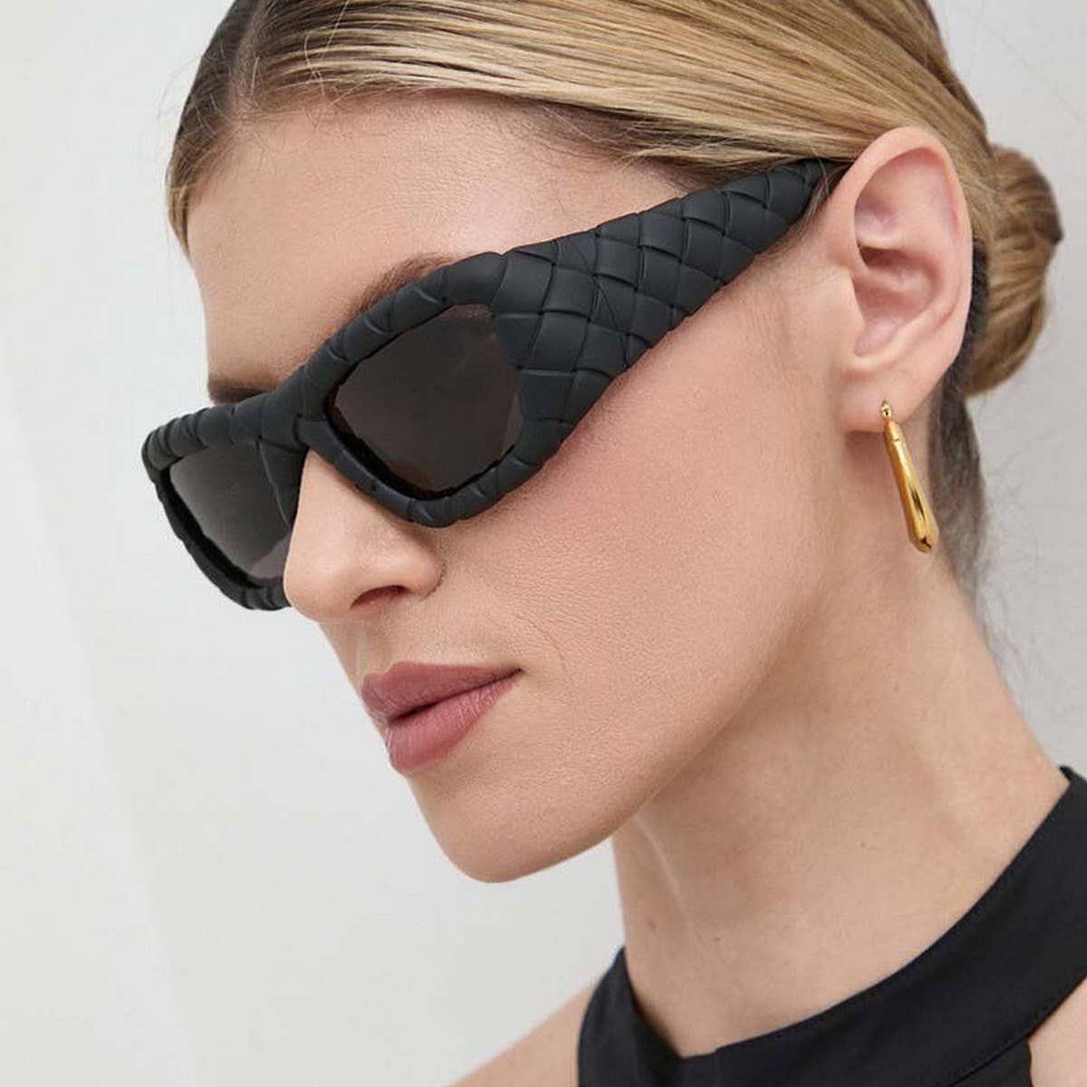 ACCITY - Wholesale Sunglasses - Women's - FASHIONABLE FAUX LEATHER LARGE FRAME SUNGLASSES_CWASG07327