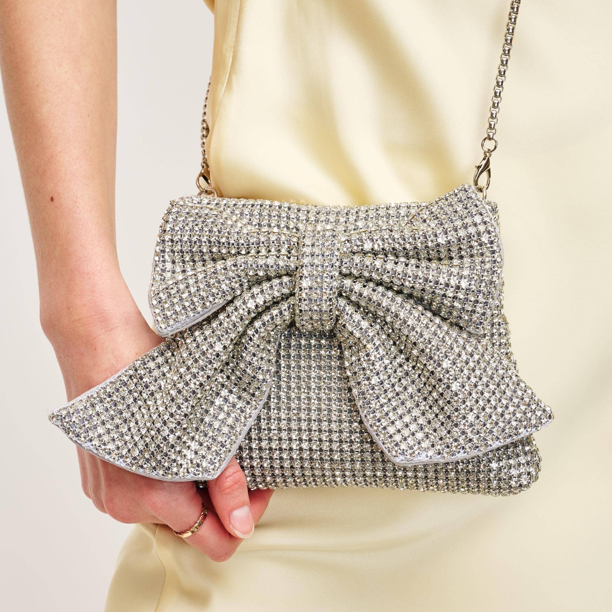 Urban Expressions - Wholesale Clutch - Dames - Gretchen avondtas met strik en strassteentjes8
