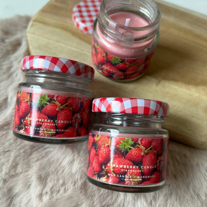 Lil Magic Store – wholesale Jar/filled candle – Aardbeienjam || Mini Kaars1