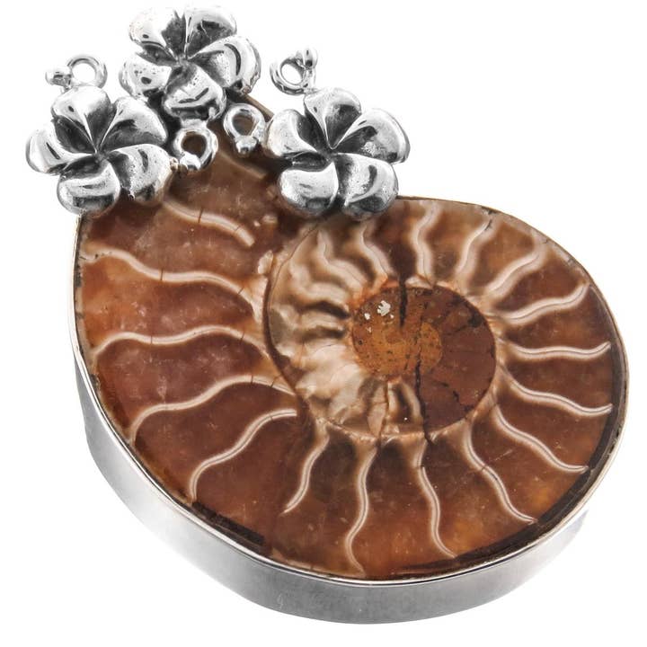 Ciondolo in argento sterling 925 con fossile di ammonite e fiori fossili, 1 5/8" per la vendita all'ingrosso da parte di FifiRose