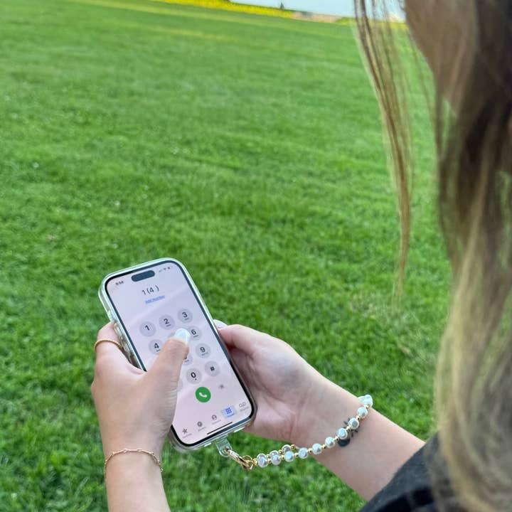 Save The Girls - Wholesale Wristlet - Clip & Go Beaded Wristlet Nina Collection8