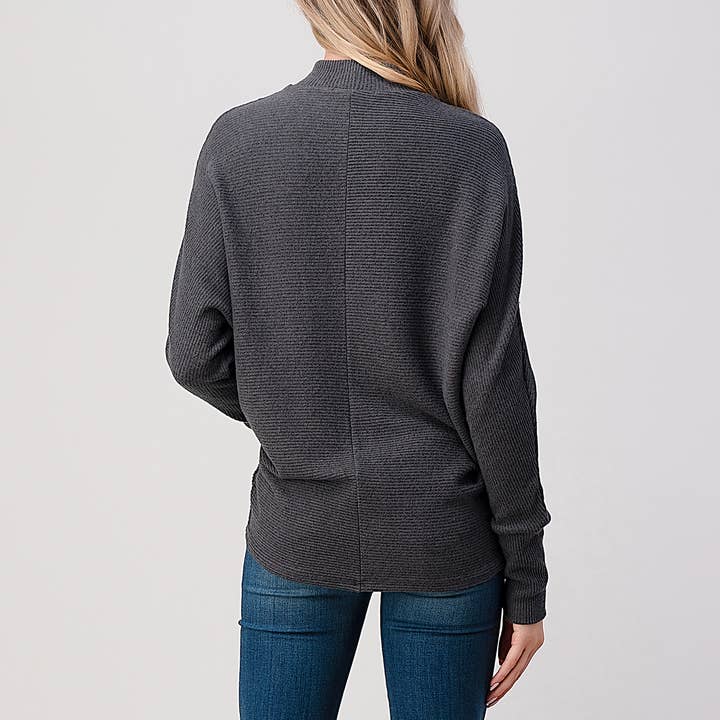 Heimious – Engroshandel Strikket top - Dame – Lang Dolman-ærmet ribstrikket top med mock-hals, T26171