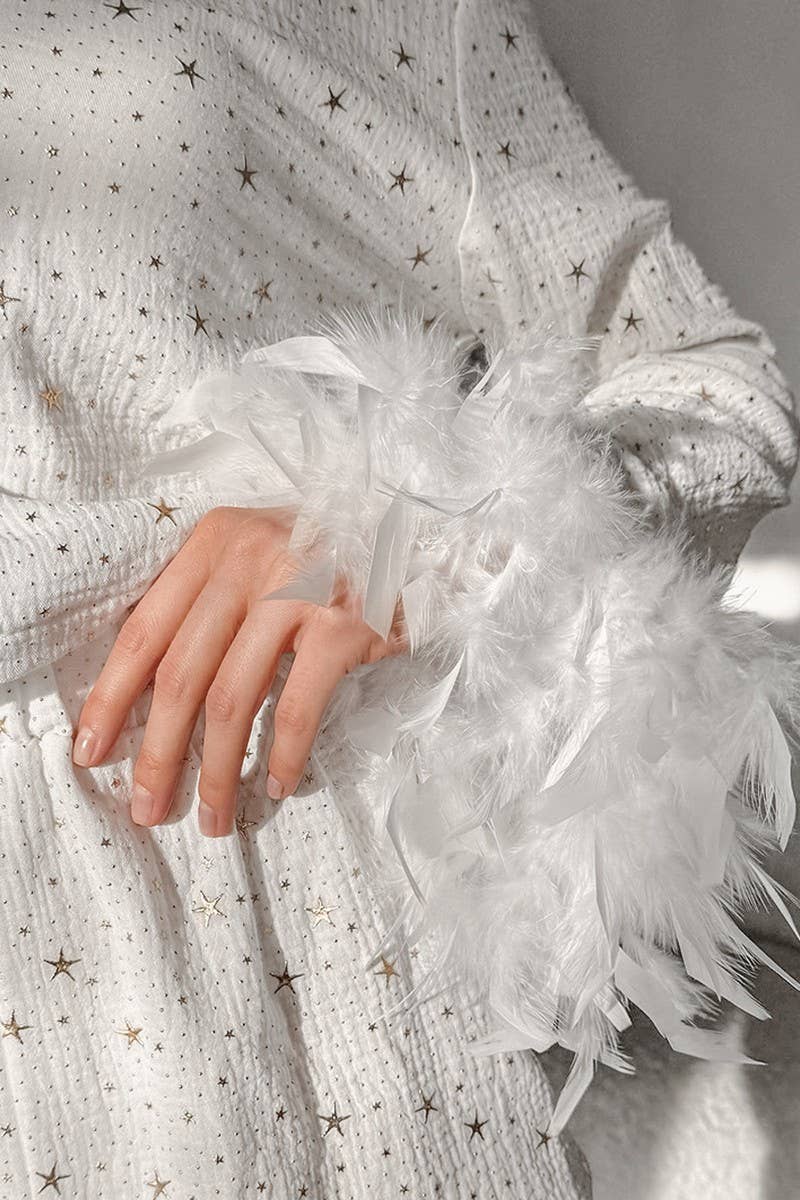 BLANC CWSPJ0311_PYJAMA COURT À MANCHES LONGUES EN COTON PUR AVEC PLUMES en vente sur Faire5