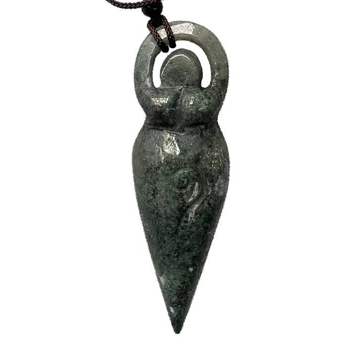 VIE – Engroshandel Halskæde med vedhæng – Vedhæng af Moder Jord-gudinde, 8x3 cm18