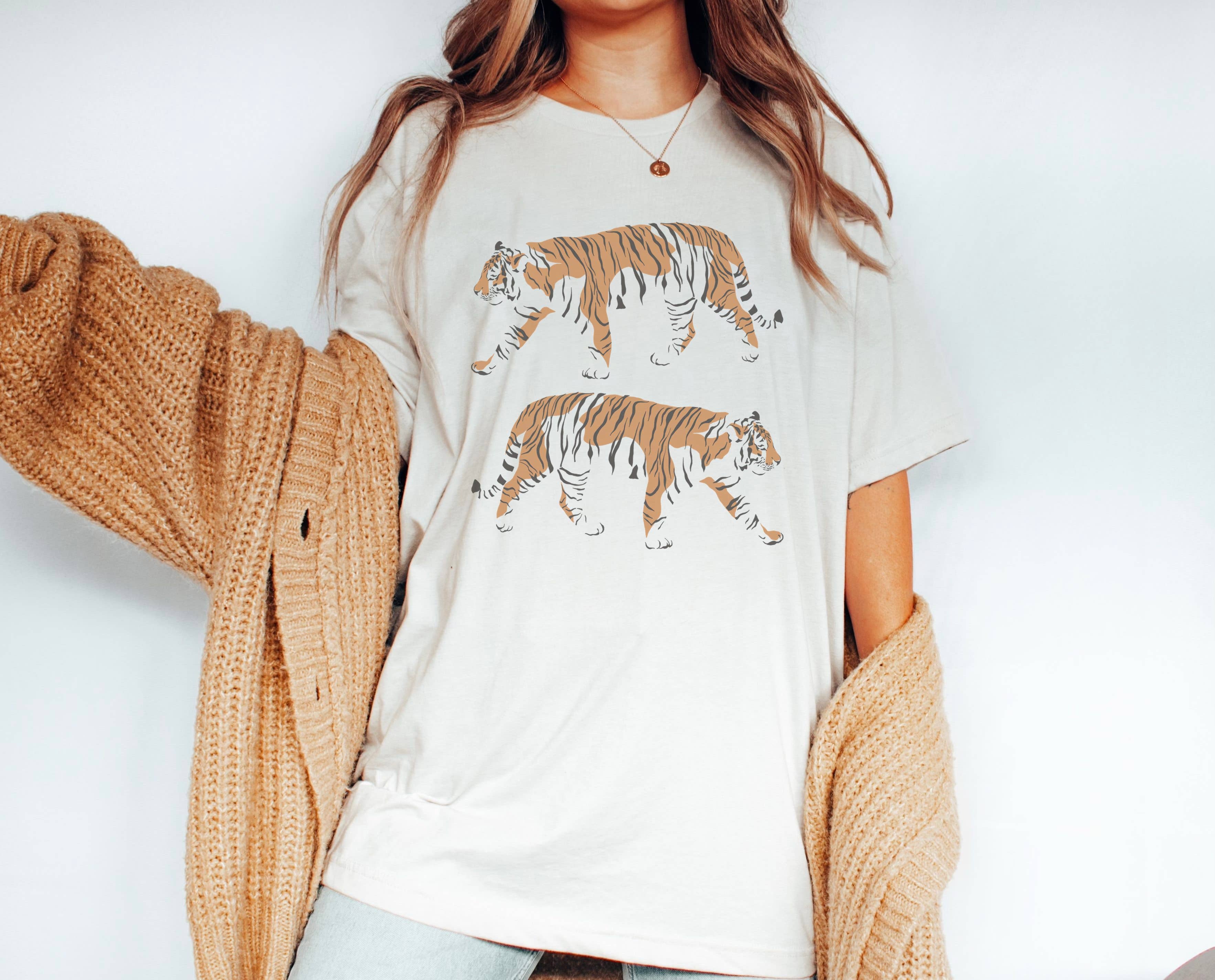 Amy Anne Apparel Inc – wholesale Screen printed t-shirt – Women′s – Double Tiger Tee | Retro Boho Tshirt3