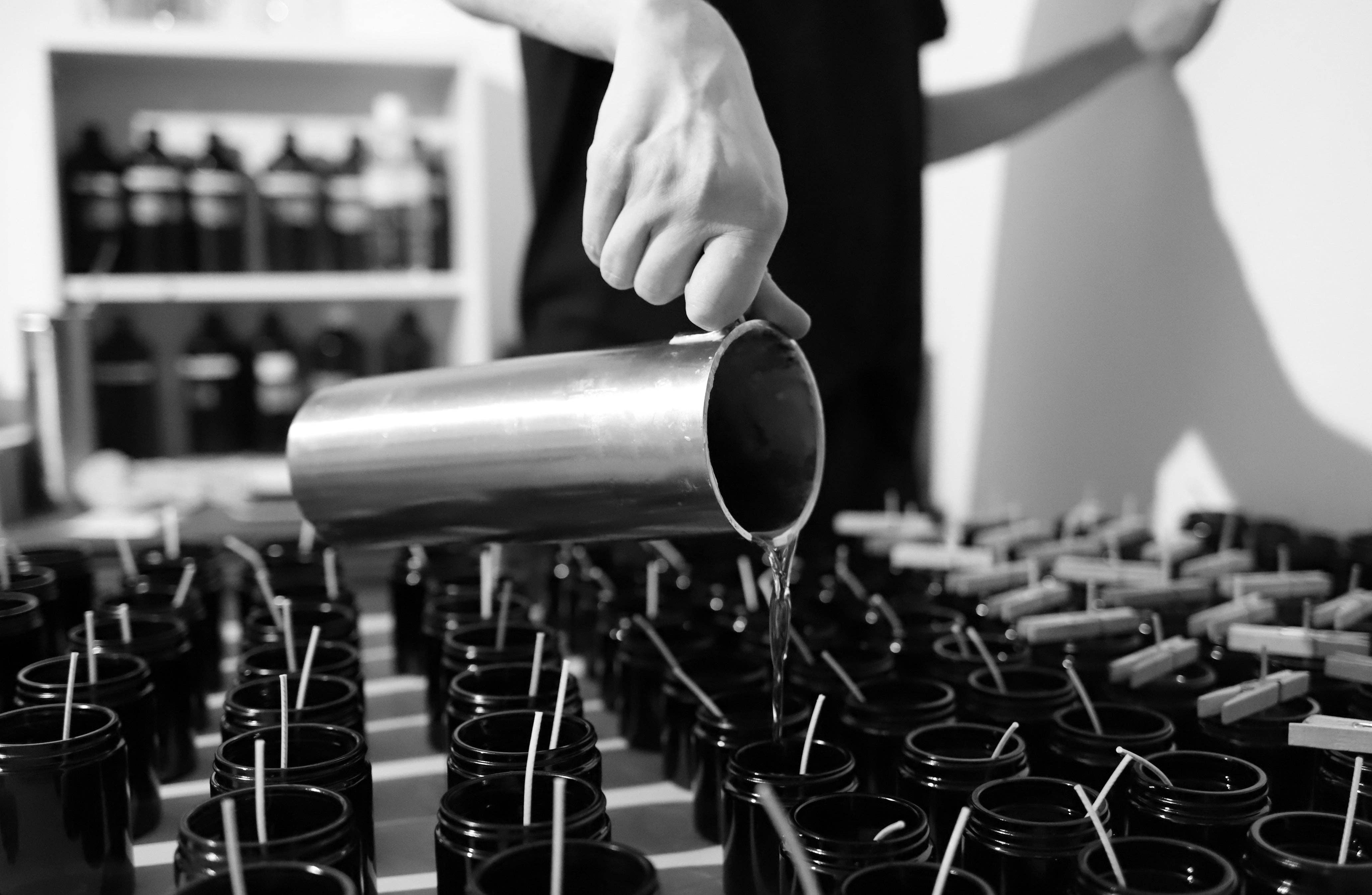 LA BOUGIE HERBIVORE - Wholesale Jar/Filled Candle - White Label Scented Candle – 140g Amber Glass4