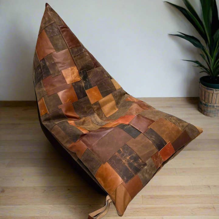 MLC – Engroshandel Stol – Vintage læderpuf med patchwork – premium loungestol i koskind4