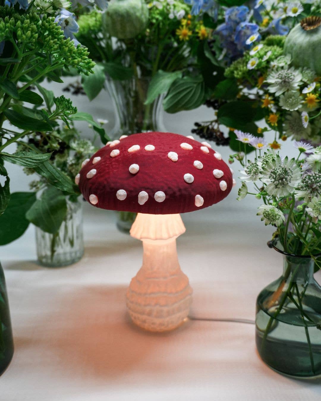 Roomberry - Wholesale Accent/Desk Lamp - Amanita Mushroom Lamp – Magical Table Lamp in Fly Agaric Design for Your Home5