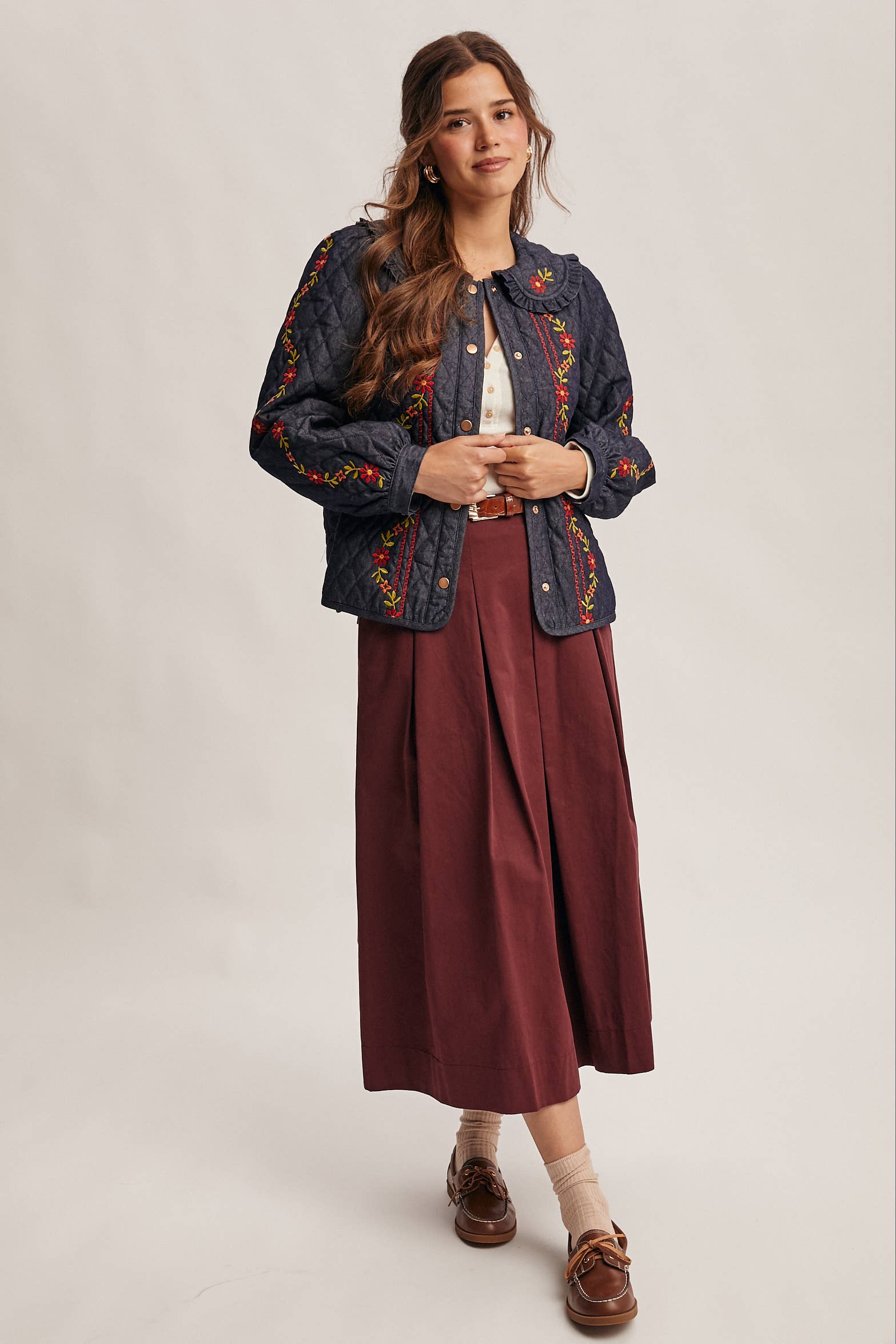 Midnat Indigo Broderet quiltet denimjakke FJ0008 for engroshandel på Faire4