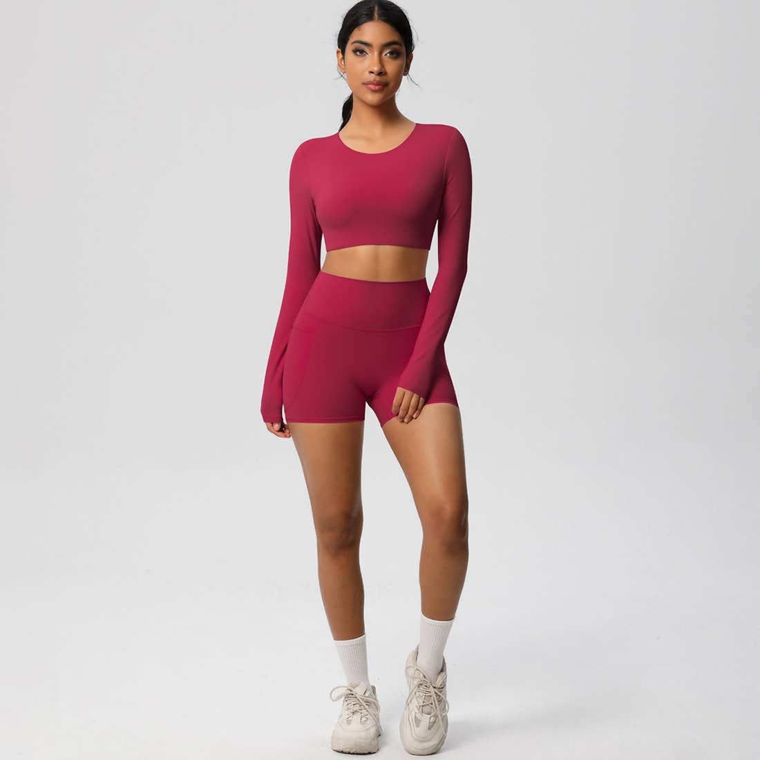 Sodalemon – Engroshandel Activewear-sæt – til kvinder – Kvinder Højtaljet Yogasæt: Langærmet Top + Shorts med Lommer7