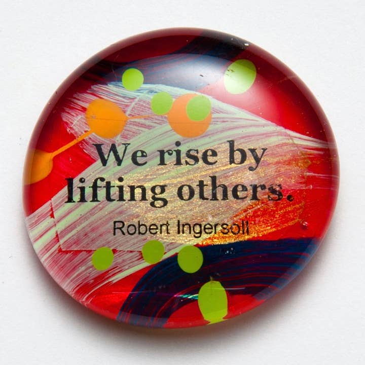 Gather Stones - Quotes - Vi stiger genom att lyfta andra. för wholesale av Gather Studios