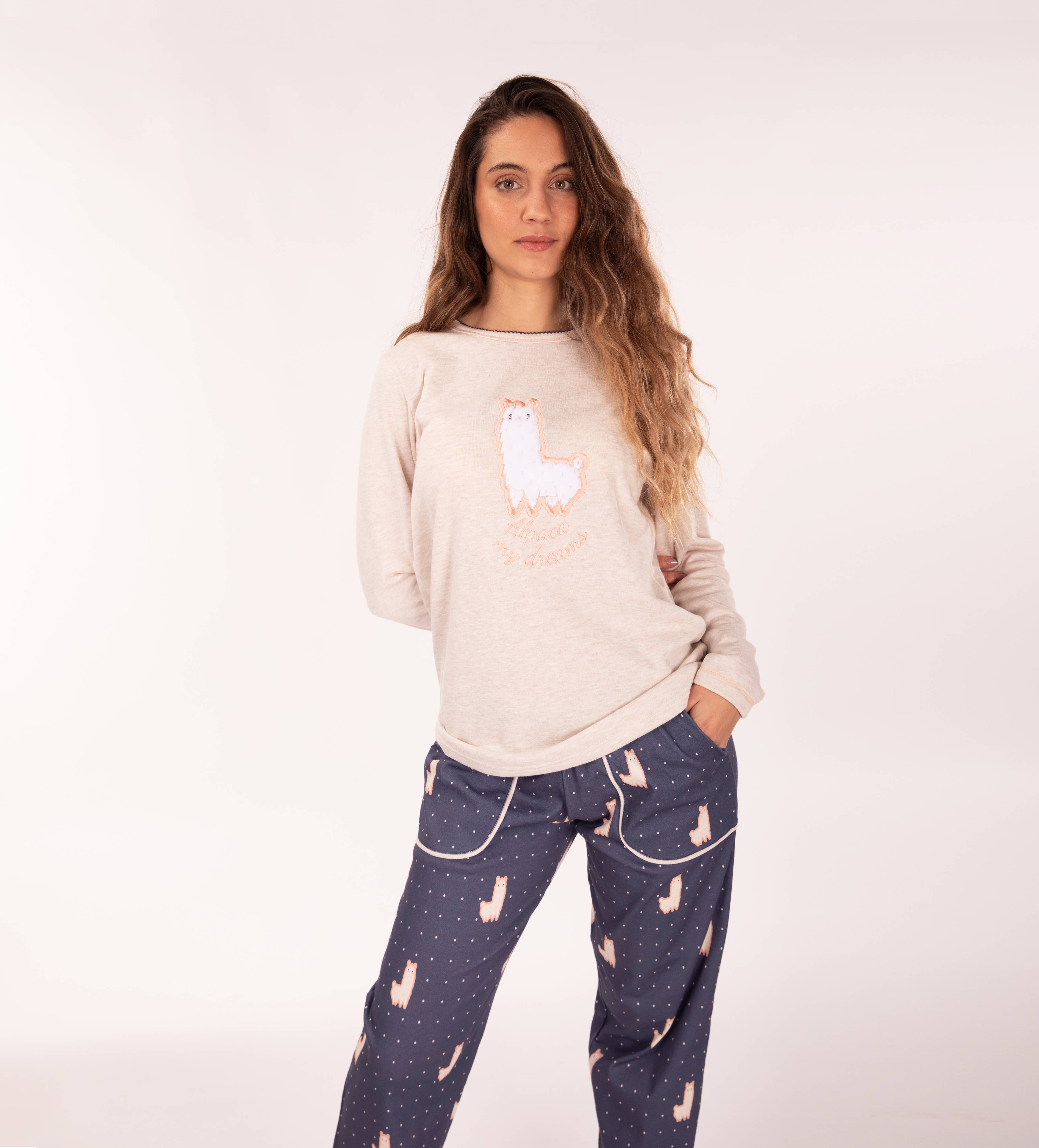 Rachas & Abreu - Wholesale Sleepwear Set - Women's - White Alpaca Pajamas Autumn/Winter Interlock