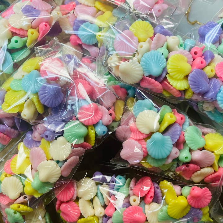 50 Seashell Beads, Pastel Shell Beads, Tropical Beach Beads, Nautical Beads, Beach Bracelet Beads, Shell Spacer Beads, Kids DIY Jewelry, Bulk Charm and other Purchase Wholesale seashells for crafts. Free Returns & Net 60 Terms on Faire trending on Faire.