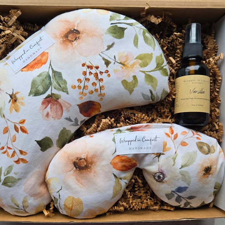 Confezione Regalo - Cuscino per Occhi in Cotone Organico e Spray per la vendita all'ingrosso da parte di Wrapped In Comfort