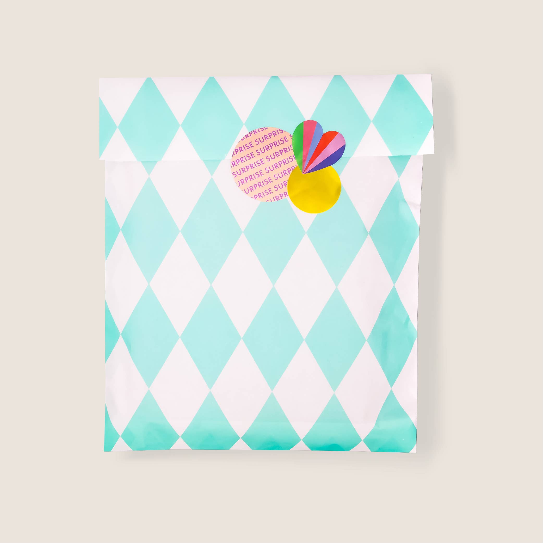 wowgoods – Engroshandel Klistermærke – Confetti Surprise - klistermærker på rulle4