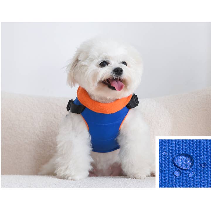 Amomi - Wholesale Pet Raincoat - Dog - Dog anorak with harness.3
