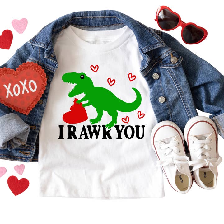 Maglietta Dinosauro di San Valentino "I Rawr You" - Taglie per Neonati, Bambini, Ragazzi - Carino Outfit T-Rex per il Giorno di San Valentino per Bambini - Divertente Maglietta Grafica Dino per la vendita all'ingrosso da parte di Epic Life - Designed