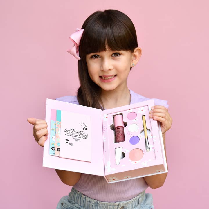 Nala Kids Natural Pressed Powder Pink Makeup Palette Kit for wholesale by no nasties kids