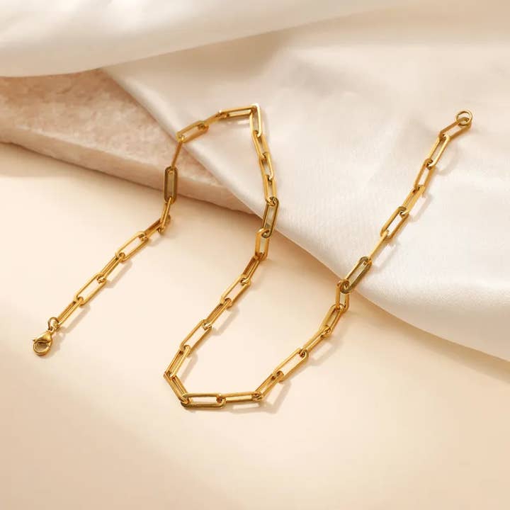 Sweet Cherry Sky - Wholesale Link & Chain Necklace - Classic Paper Clip Necklace Paperclip in Gold or Silver