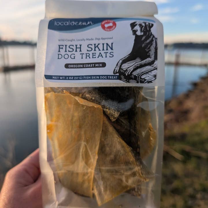 Local Ocean Seafoods - Wholesale Pet Treats - Dog - Dog Treats: "Catch of the Day" Oregon Coast Wild Fish0