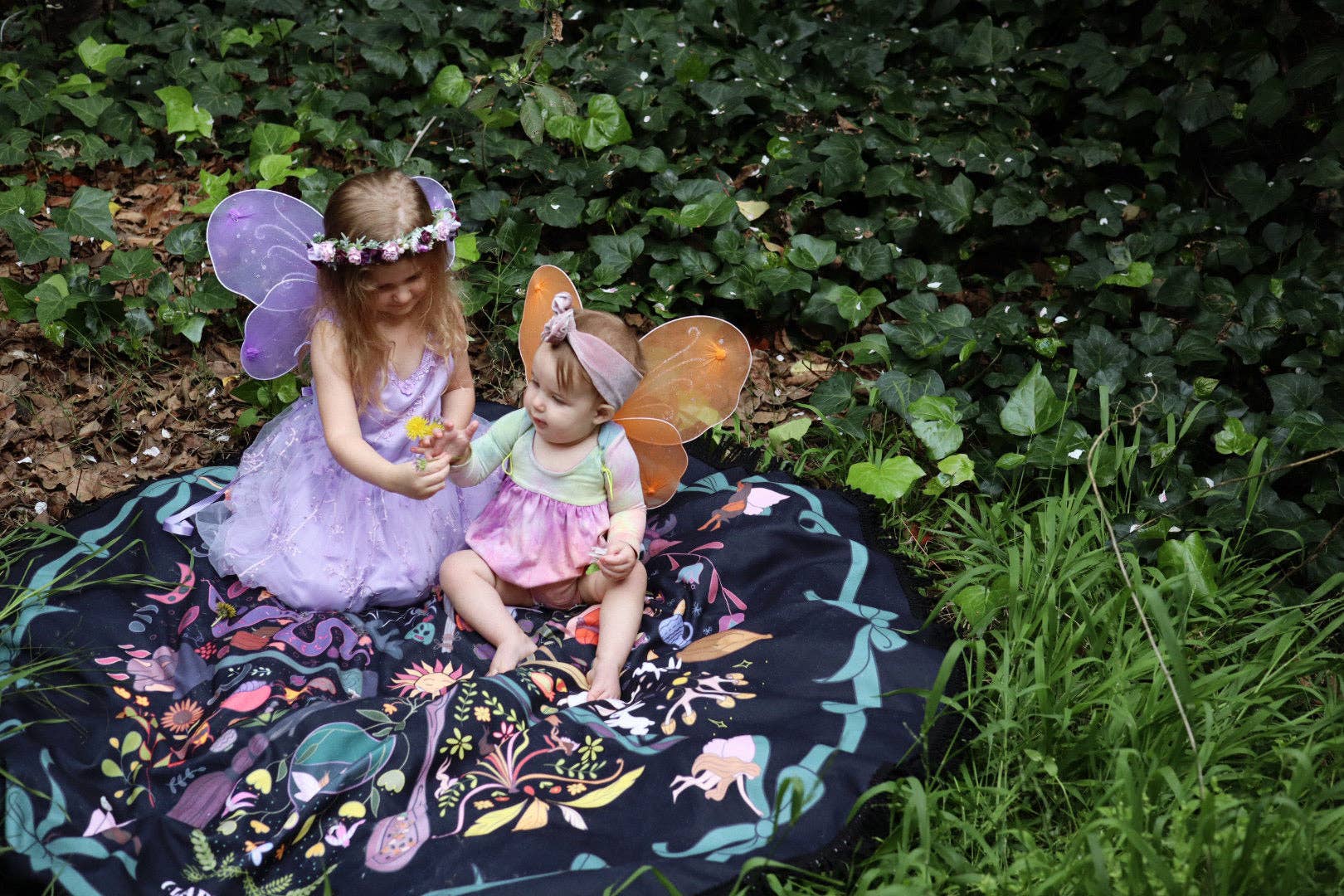 Lady Moon Co.® - Wholesale Beach Towel - The Traveling Spell Space: Wheel Of The Fae8